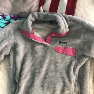 good quality size large patagonia sweatshirt